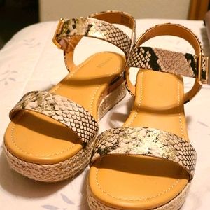 Express Sandals